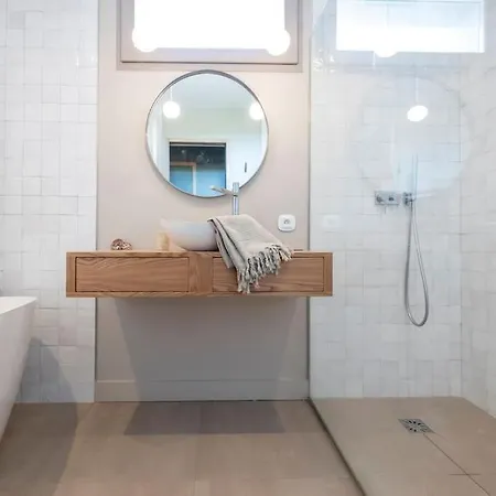 Maison D'architecte Avec Couloir De Nage - Bouscat Villa *